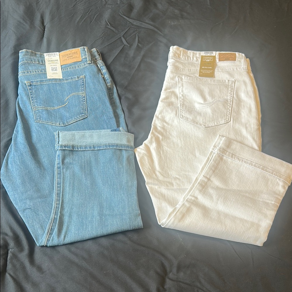Signature by Levi Strauss Ankle Cropped Blue and White Jeans
